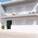 ゲストハウス Boutique &